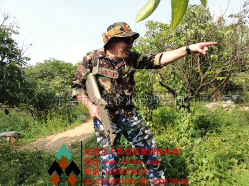 東莞CS野戰(zhàn)：小樣你哪里跑！